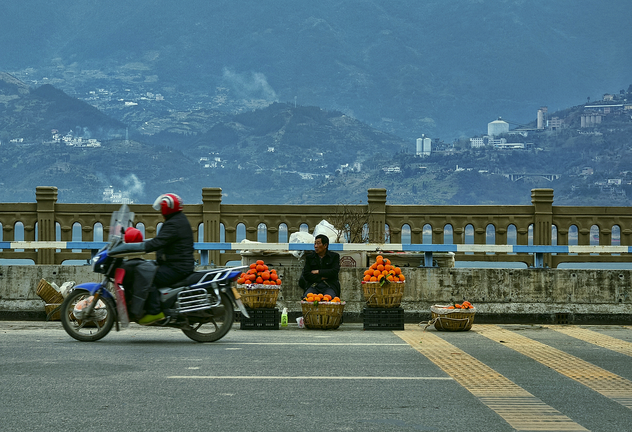 城市人文系列之「遇见三峡」（图ZMzYxNTEzODky） - 人文/纪实摄影 - 站酷设计师拾光朝圣者原创素材 - 站酷ZCOOL