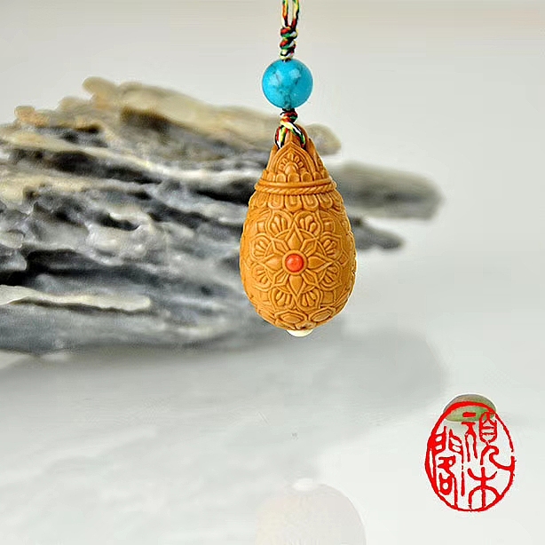 顽木作品《宝象花镶嵌彩宝》