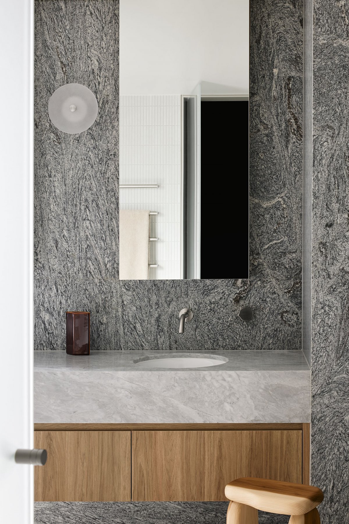 家装设计案例鉴赏——现代轻奢混搭工业风别墅设计