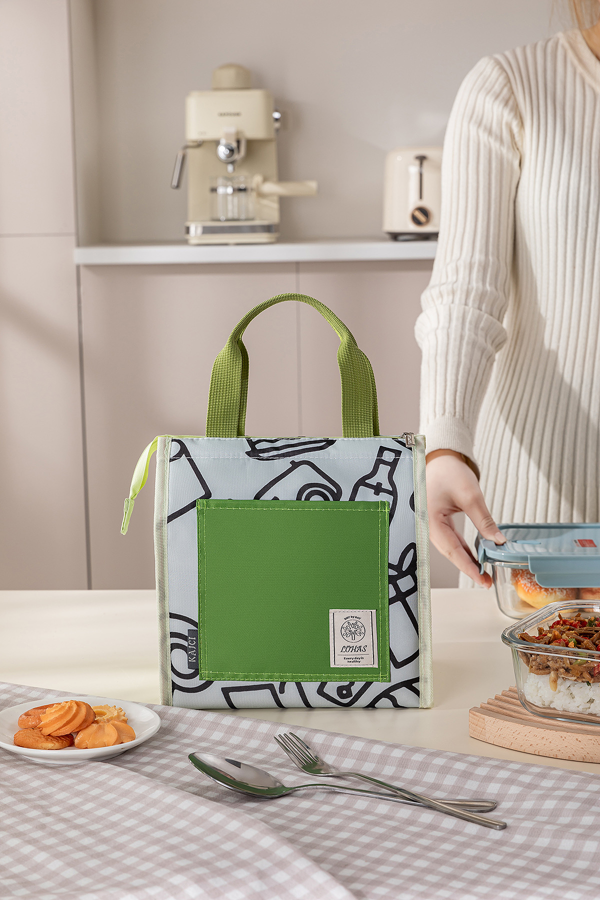 5月便当包拍摄（图ZMzcwMDQ3NzU2） - 产品摄影 - 站酷设计师风间准原创素材 - 站酷ZCOOL