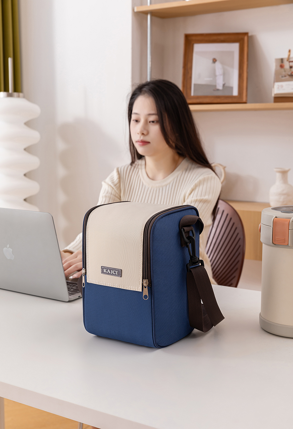 5月便当包拍摄（图ZMzcwMDQ3Nzg0） - 产品摄影 - 站酷设计师风间准原创素材 - 站酷ZCOOL