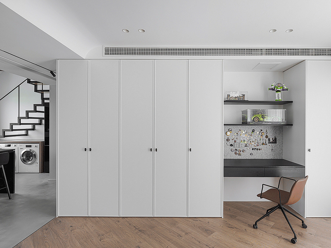 顶层LOFT 天马行空的90后婚房