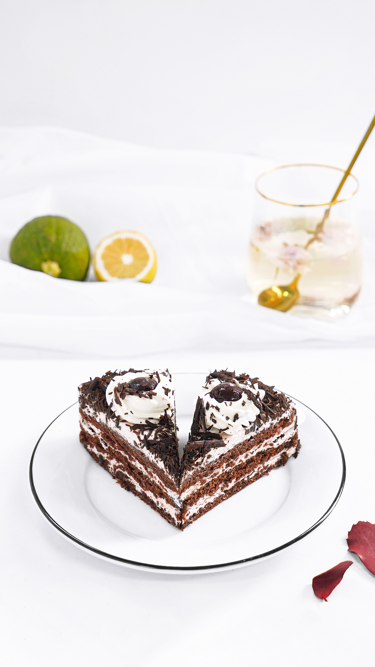 五月份的片子/爱你的人有着西点一样的甜