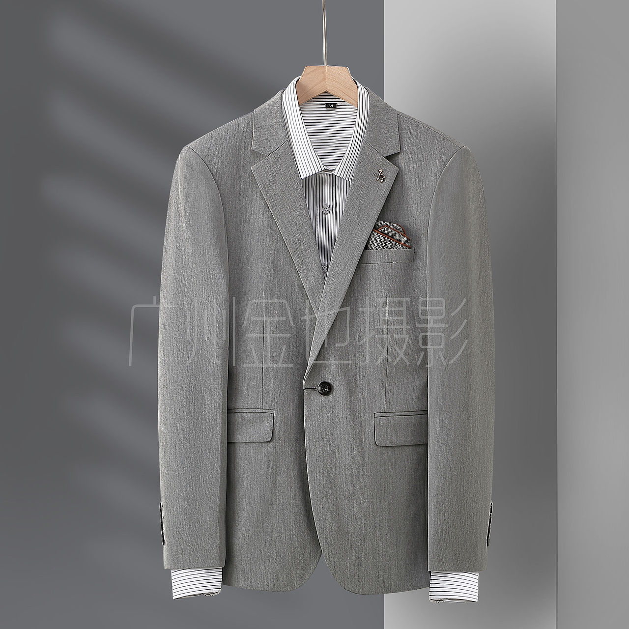 广州金也摄影|男装长袖T恤衬衫西装西裤卫衣挂拍拍摄（图ZMzY5NDMxMjYw） - 产品摄影 - 站酷设计师摄影师SamKing原创素材 - 站酷ZCOOL