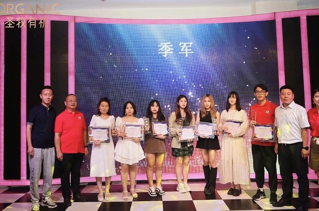 蒙牛 —《元气萌主奇遇记》（图ZMzEzNzUzMTk2） - 商业插画 - 站酷设计师COUBAO凑宝设计原创素材 - 站酷ZCOOL