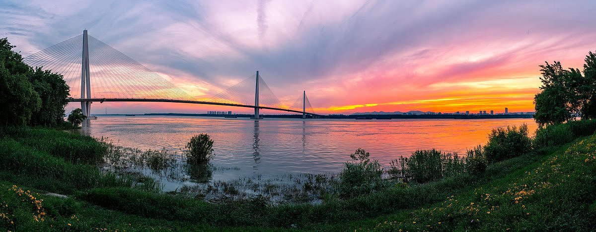 初夏绝美的晚霞（图ZMzY5MDEwOTQ4） - 风光摄影 - 站酷设计师意镜摄影原创素材 - 站酷ZCOOL