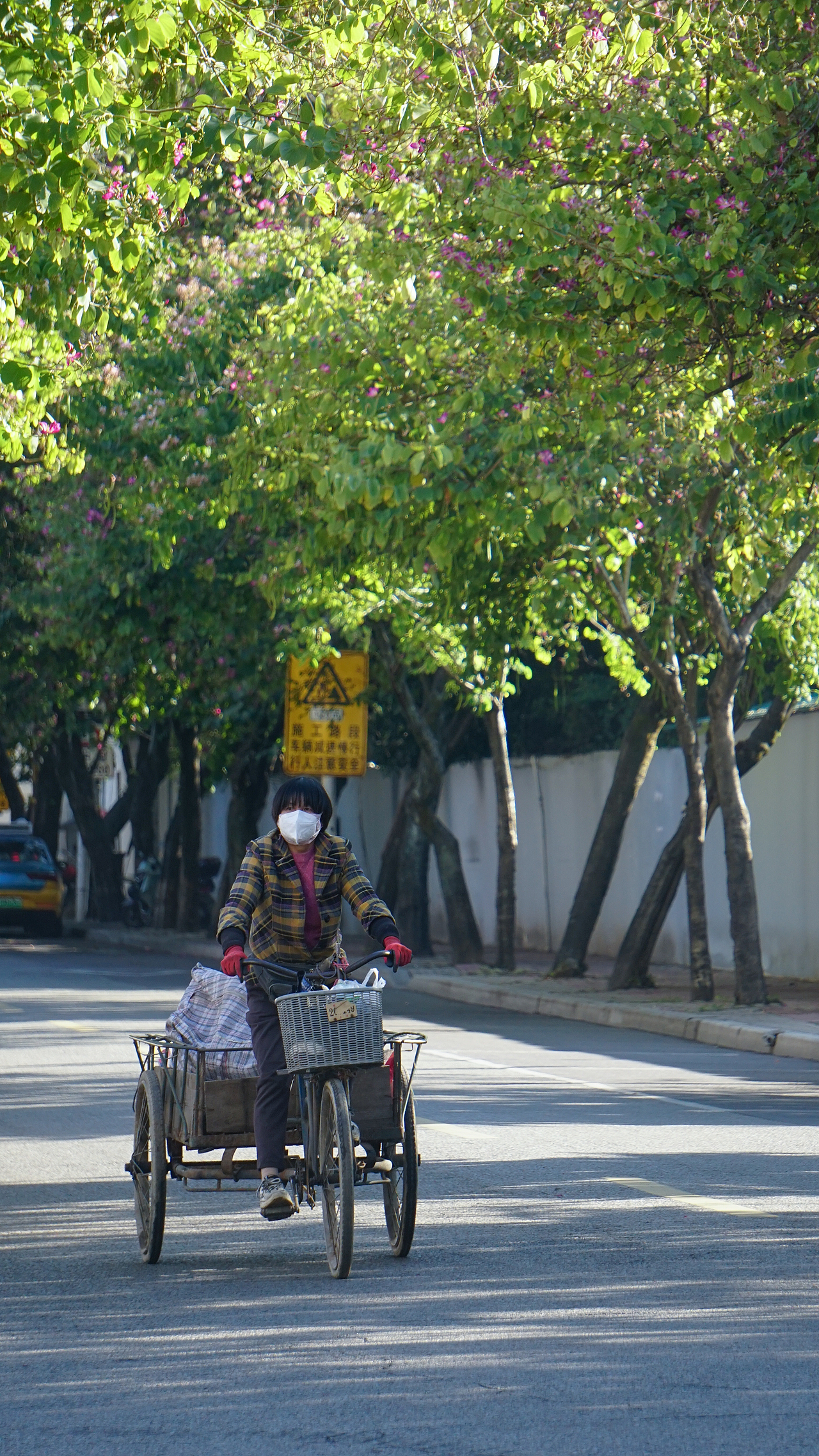 福州扫街221218（图ZMzI1ODA0MjIw） - 人文/纪实摄影 - 站酷设计师炭烤旺旺原创素材 - 站酷ZCOOL