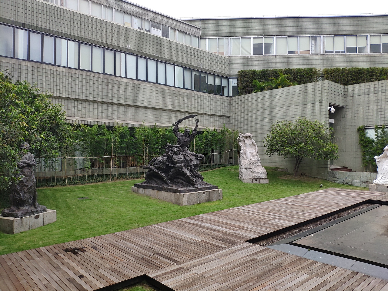 广州-广东美术馆:浪奔时代-馆藏影像研究展1980-2020