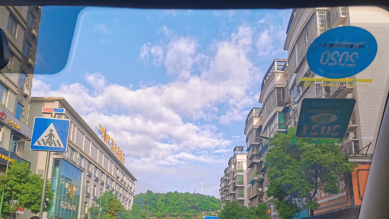 夏天怎么能少了云朵呢