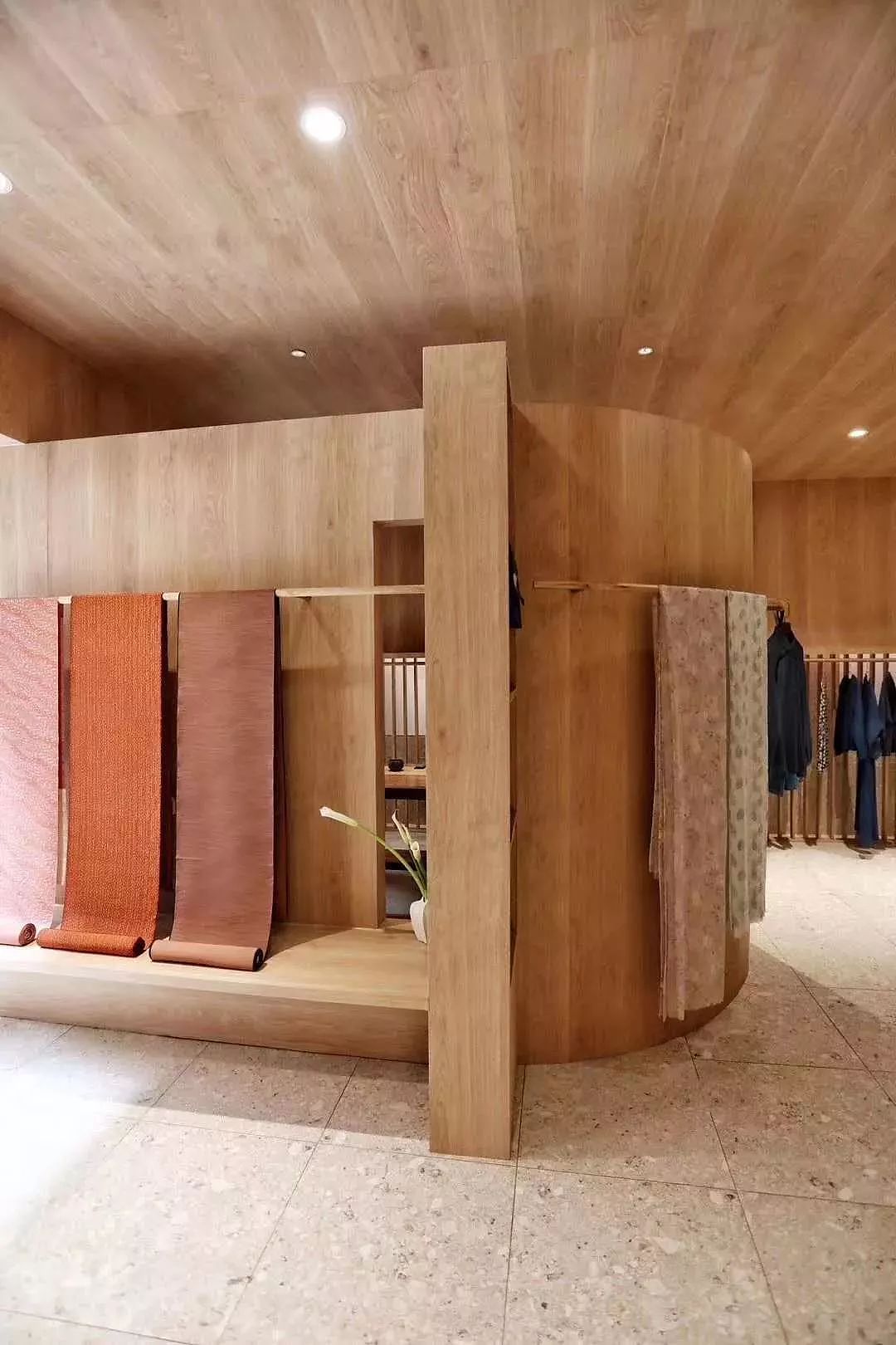 朗生墙板商业空间案例 | 往夕