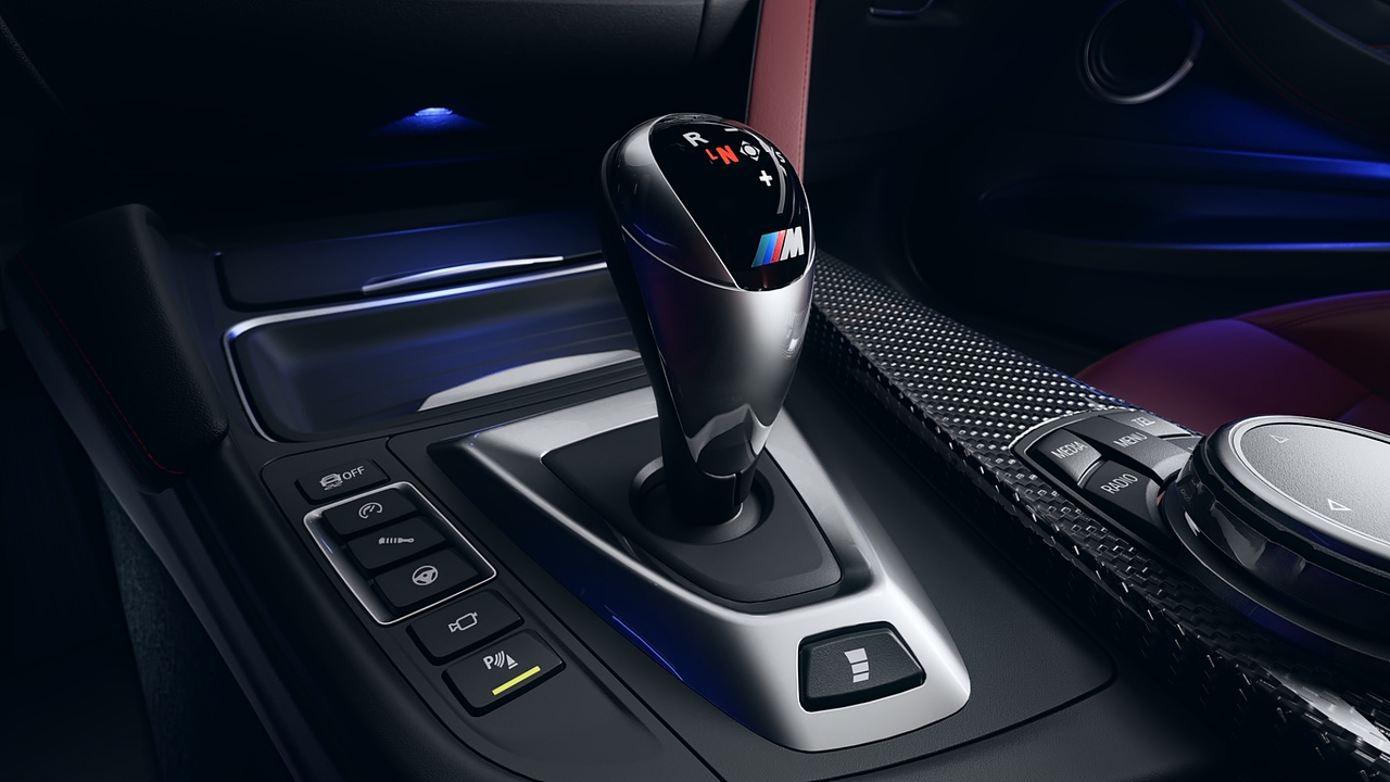 UE5汽车内饰实时渲染——BMW M4（图ZMzE0MDEyMjQw） - 机械/交通 - 站酷设计师Weapon_Geng原创素材 - 站酷ZCOOL