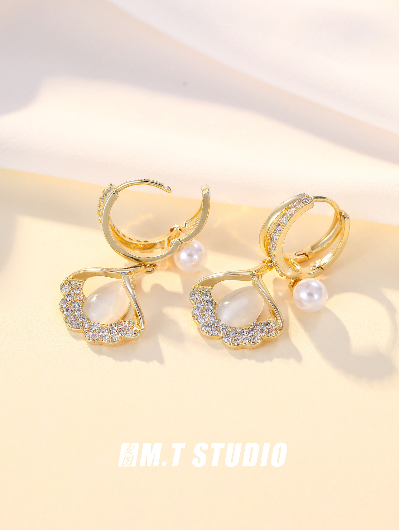 产品拍摄 珠宝首饰饰品 耳饰耳钉耳环吊坠静物清晰拍照