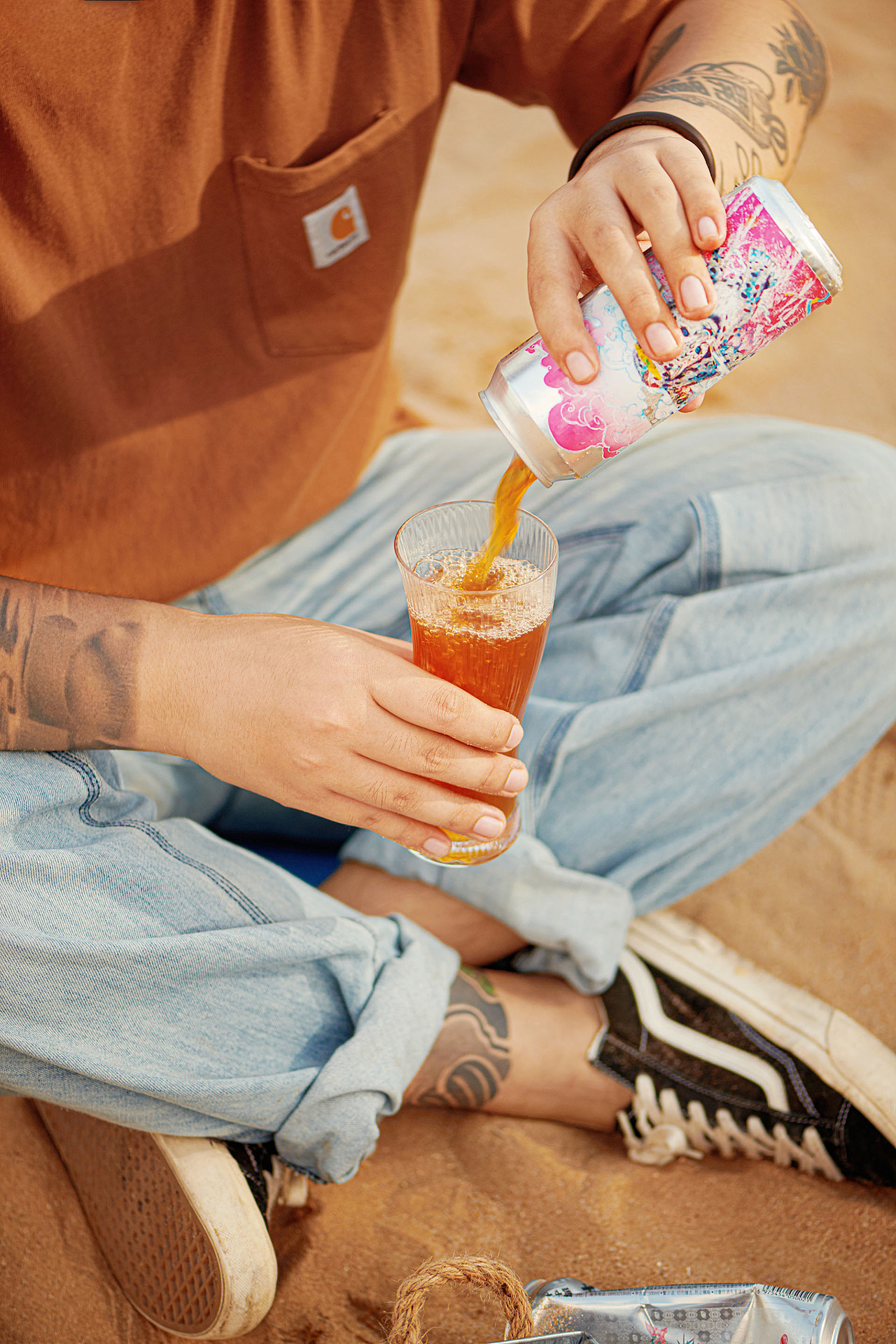 精酿啤酒 夏日解暑 | 木头猫出品（图ZMzEwMjMxMzUy） - 商业插画 - 站酷设计师疯子木原创素材 - 站酷ZCOOL