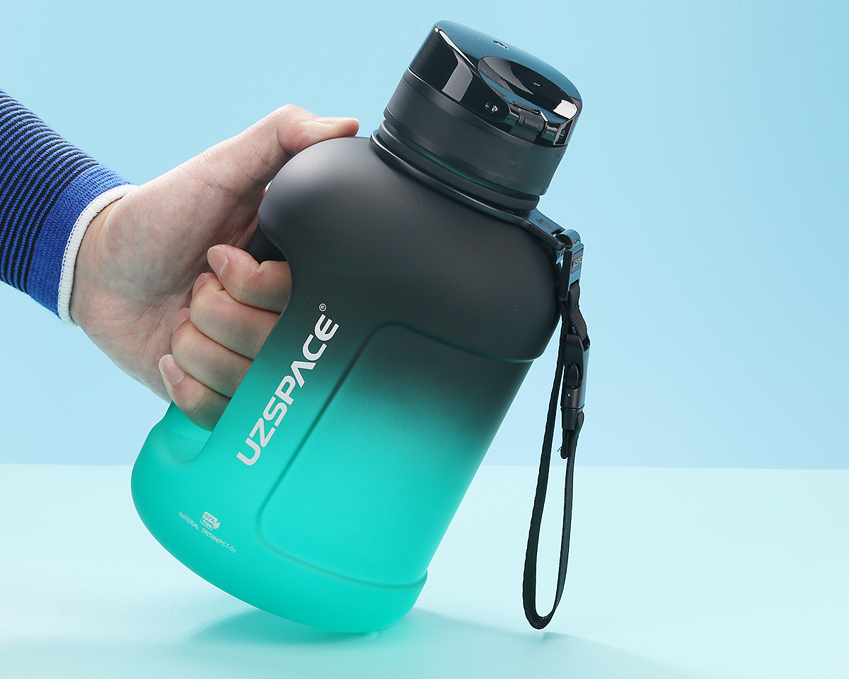 渐变色加仑壶大容量高颜值水壶（图ZMzM1NjM4NjAw） - 生活用品 - 站酷设计师UZSPACE优之水杯原创素材 - 站酷ZCOOL