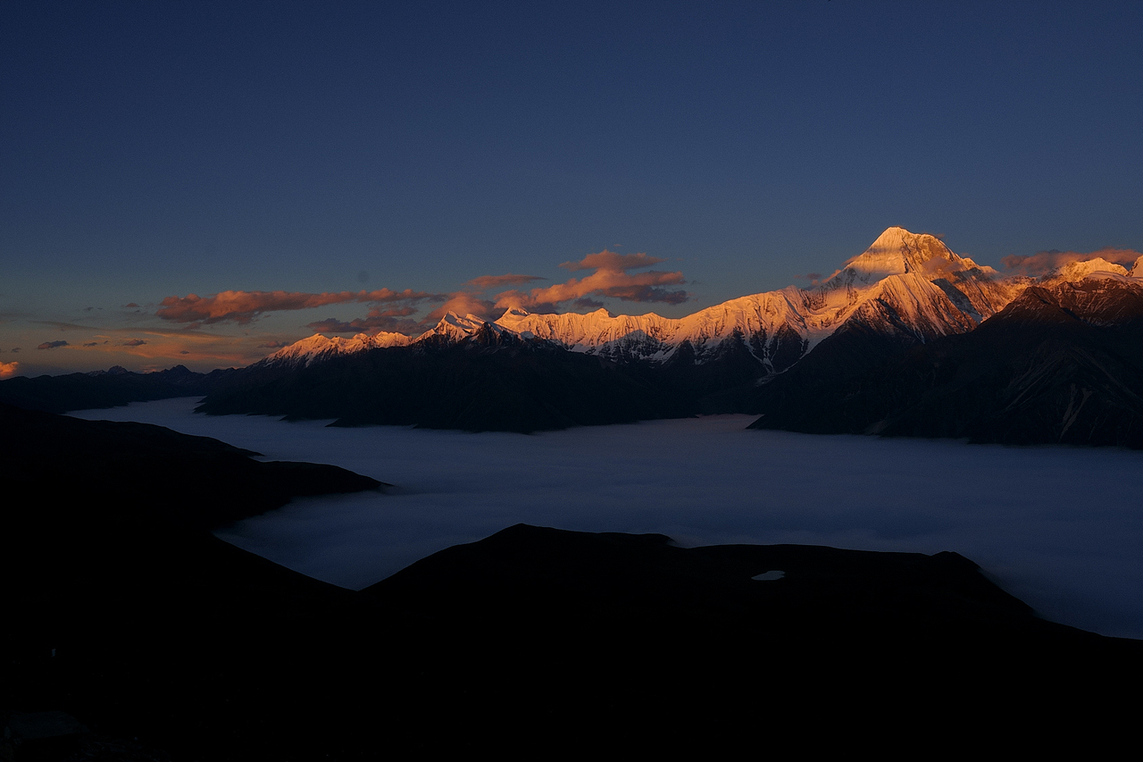 努力走着，为一份温柔的着落（图ZMzMwOTYxODY4） - 人像摄影 - 站酷设计师白山Gavin原创素材 - 站酷ZCOOL