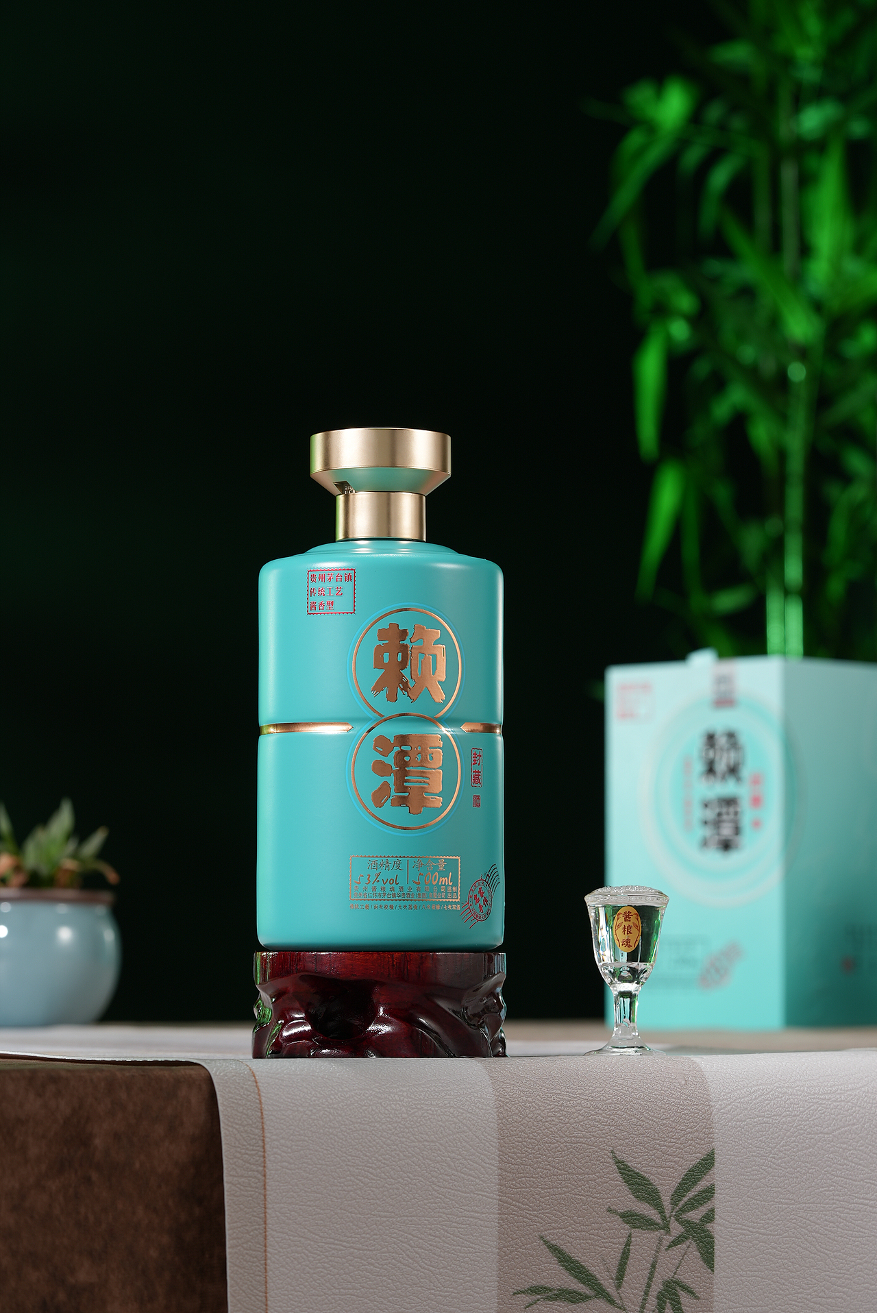 白酒拍摄丨赖潭 酒类拍摄案例（图ZMzU3Mzg1NDky） - 产品摄影 - 站酷设计师石明朗原创素材 - 站酷ZCOOL