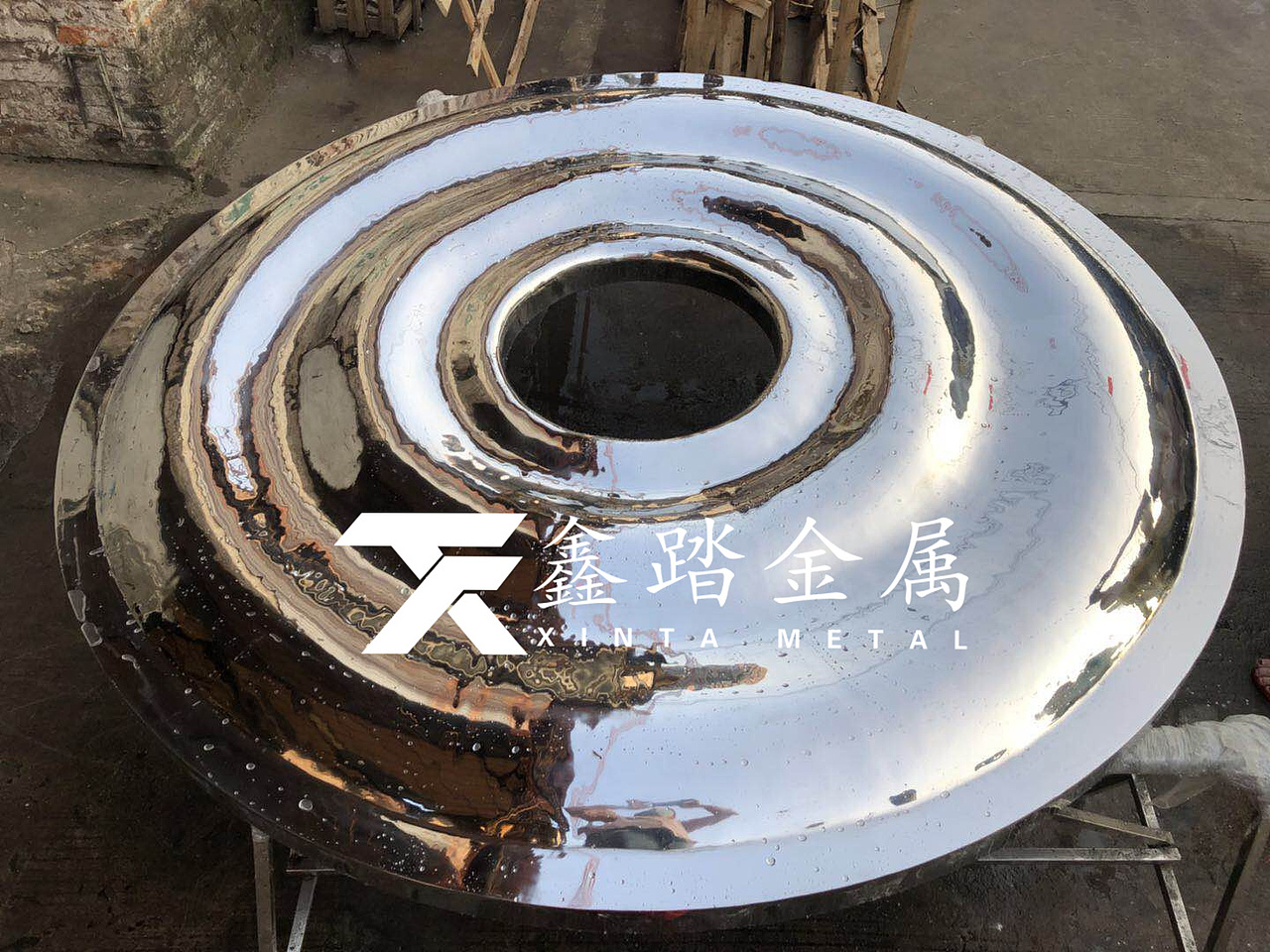 纯手工锻造不锈钢镜面涟漪吊顶天花效果美极了