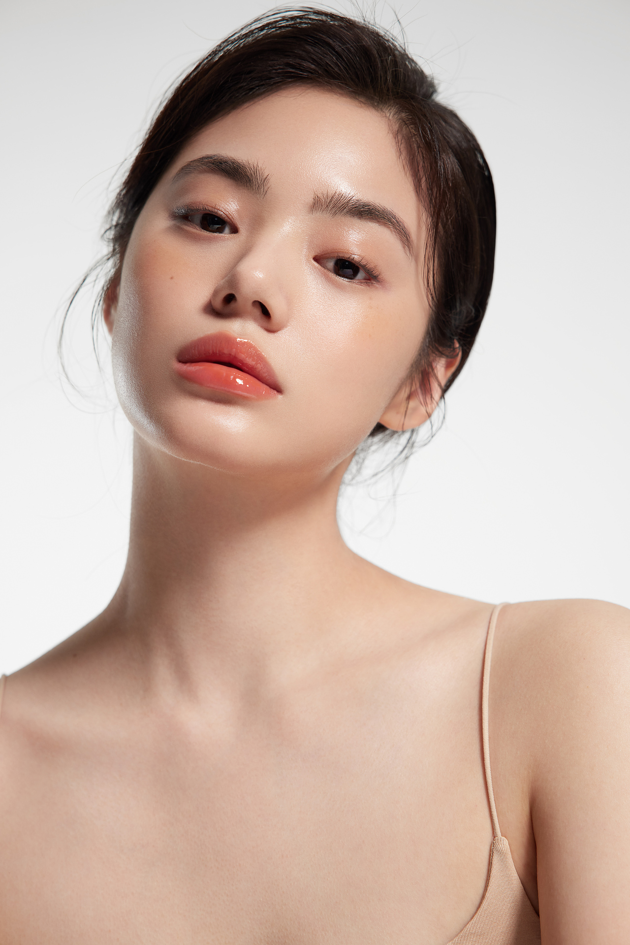 熔点口红| 随性洒脱的高级感（图ZMzQ5NTMwODc2） - 人像摄影 - 站酷设计师他是33原创素材 - 站酷ZCOOL