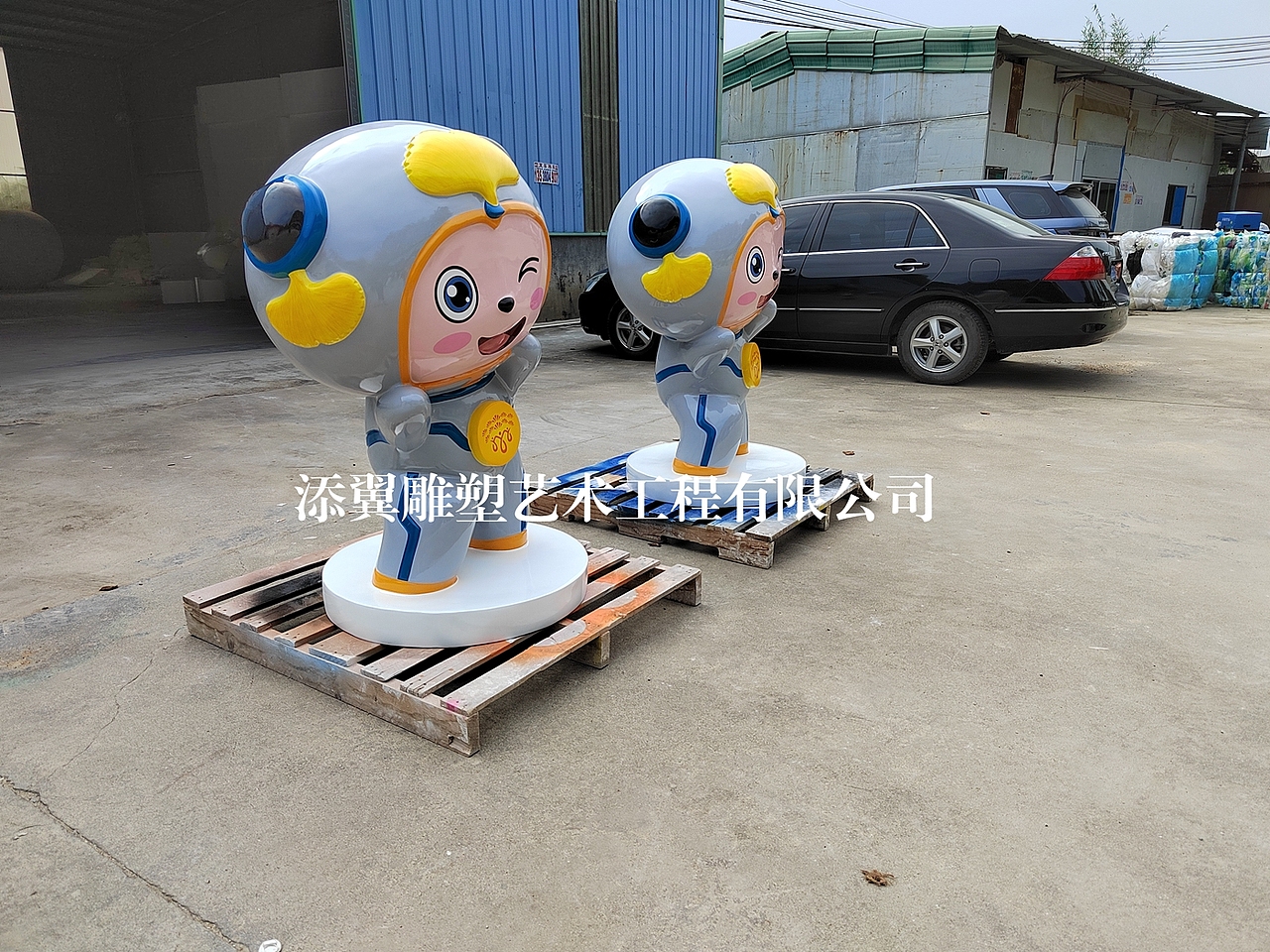 打造一系列玻璃钢动漫形象卡通人物雕塑带来了一层色彩