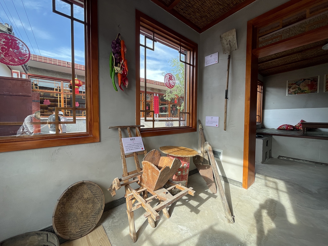 小型历史展厅(图ZMzUwNzMzMzc2) - 展陈设计 - 站酷设计师李桃桃桃原创素材 - 站酷ZCOOL