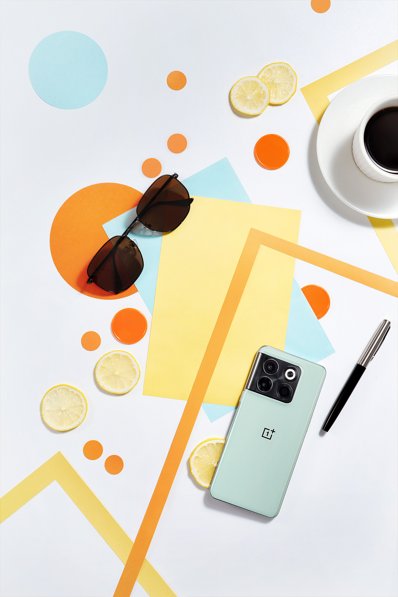 產(chǎn)品攝影|OnePlus 10 海外品牌形象片（圖ZMzI4NjU2MTcy） - 產(chǎn)品攝影 - 站酷設(shè)計師GuanrongPan原創(chuàng)素材 - 站酷ZCOOL