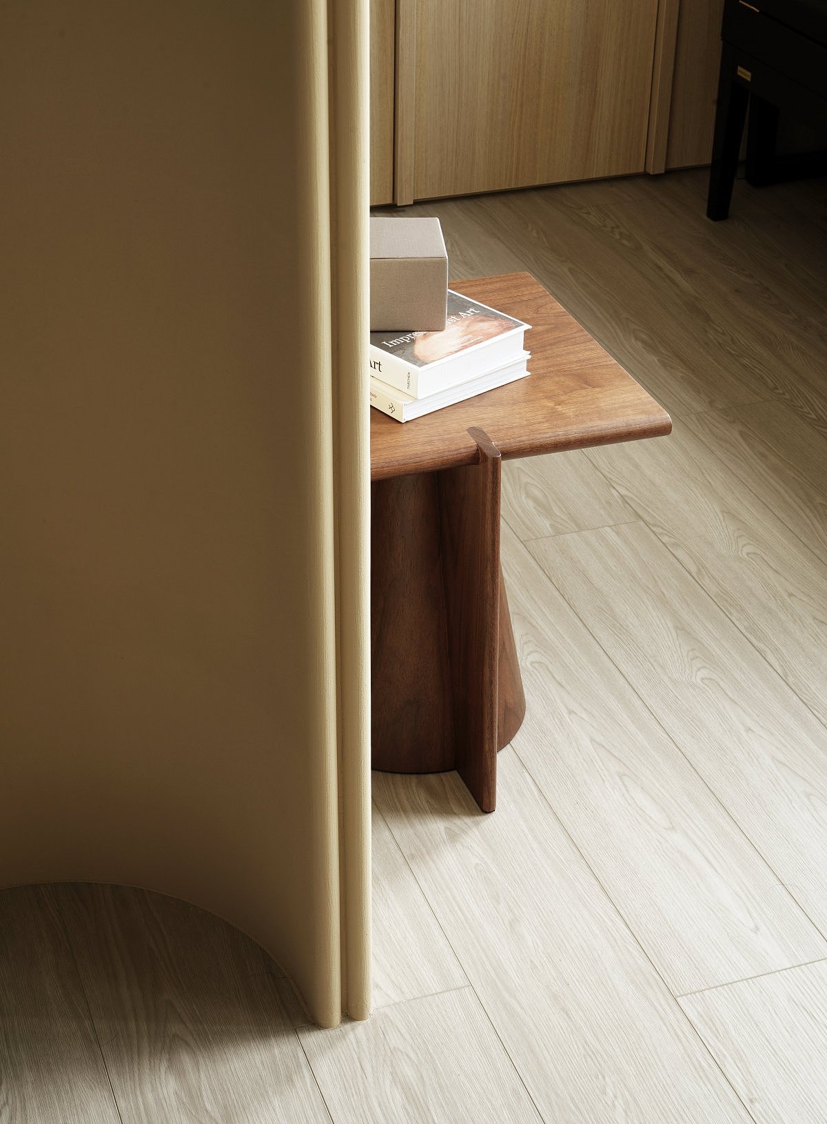 家装设计案例鉴赏——原木色温暖复古感居家生活