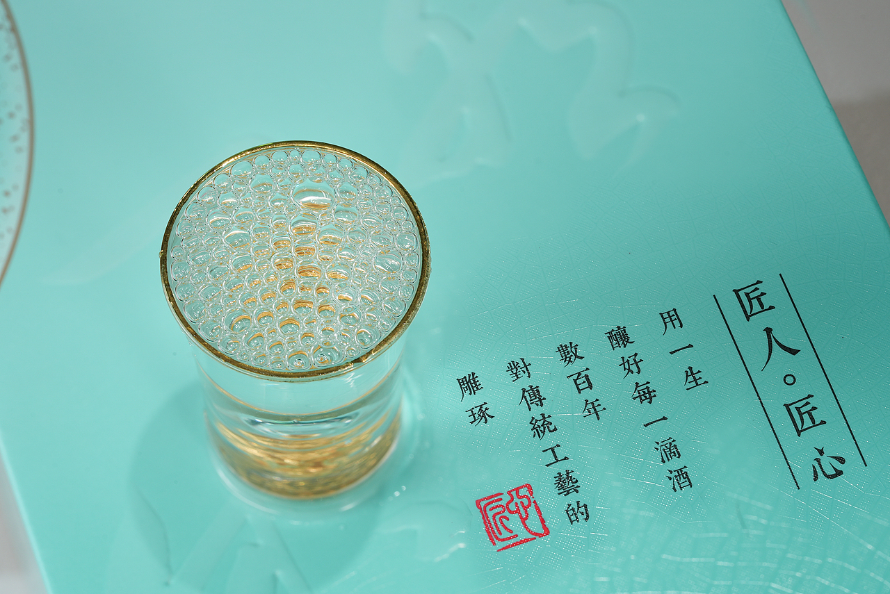 白酒拍摄丨赖潭 酒类拍摄案例（图ZMzU3Mzg1NTAw） - 产品摄影 - 站酷设计师石明朗原创素材 - 站酷ZCOOL