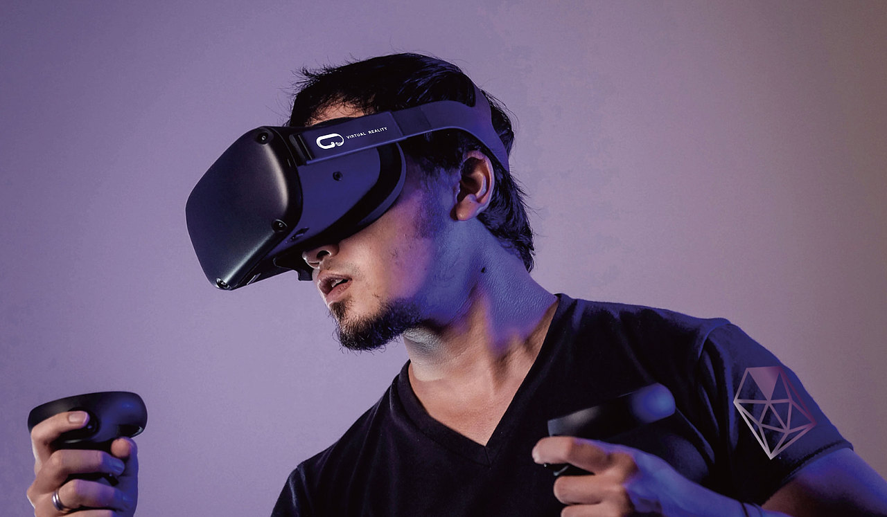 通用现实-LOGO设计