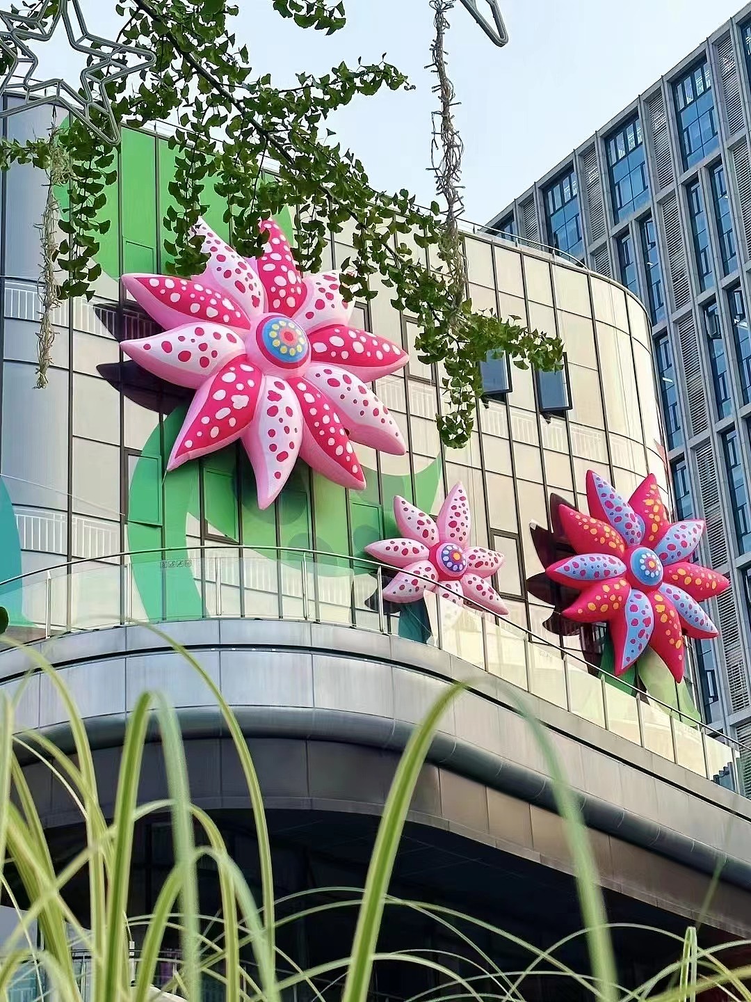 大明气模——成都凡米里开业美陈