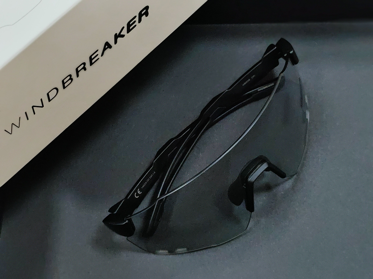 迈极炫破风者变色骑行眼镜WB003B变色款