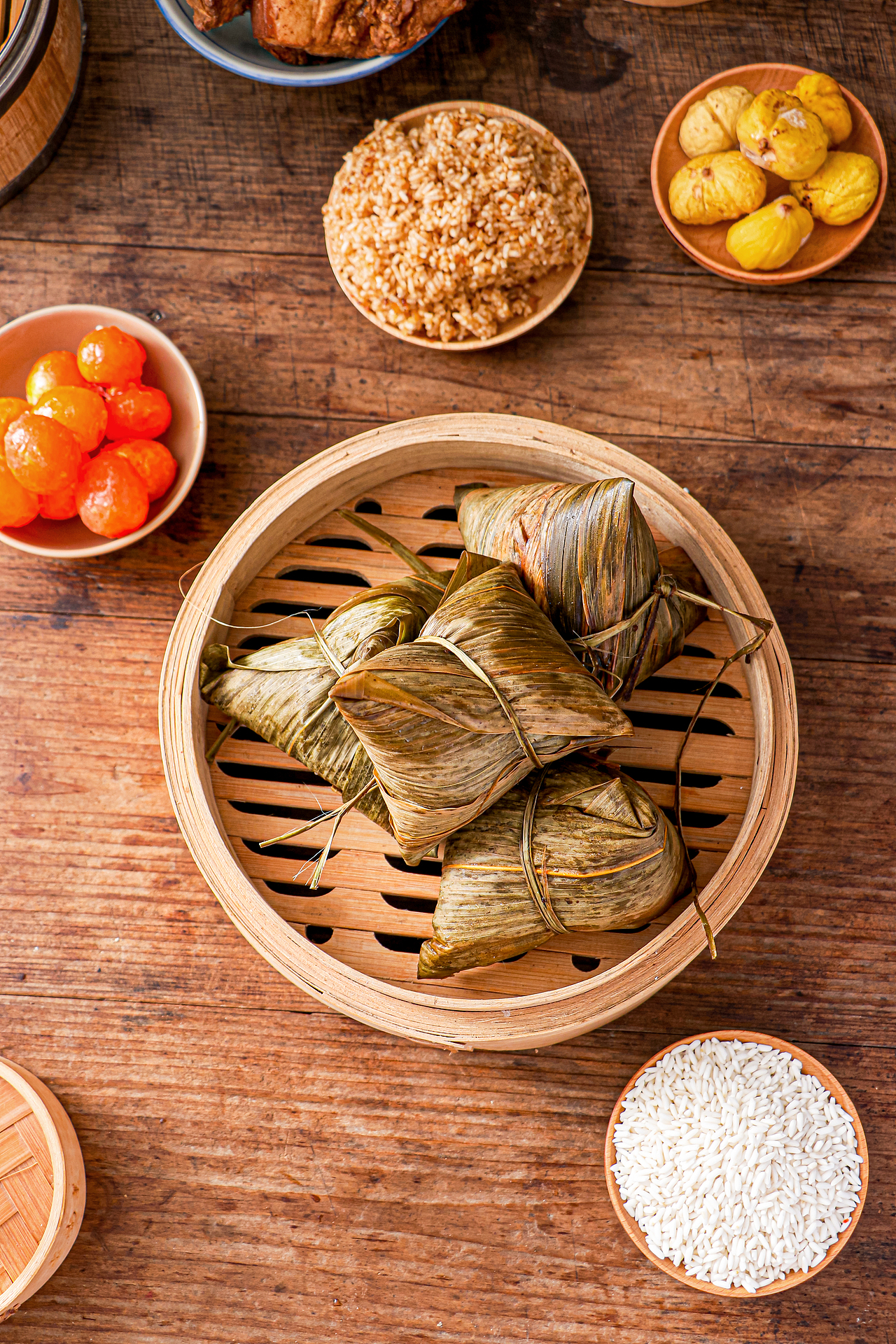 闽南福建烧肉粽粽子 传统新鲜蛋黄烧肉粽鲍鱼海鲜粽子