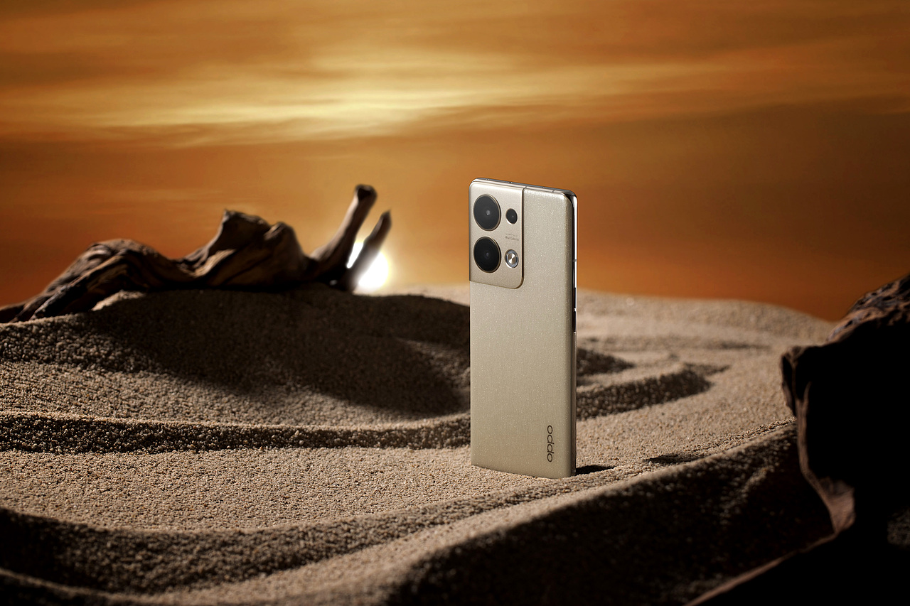 OPPO Reno9 Pro+ 明日金