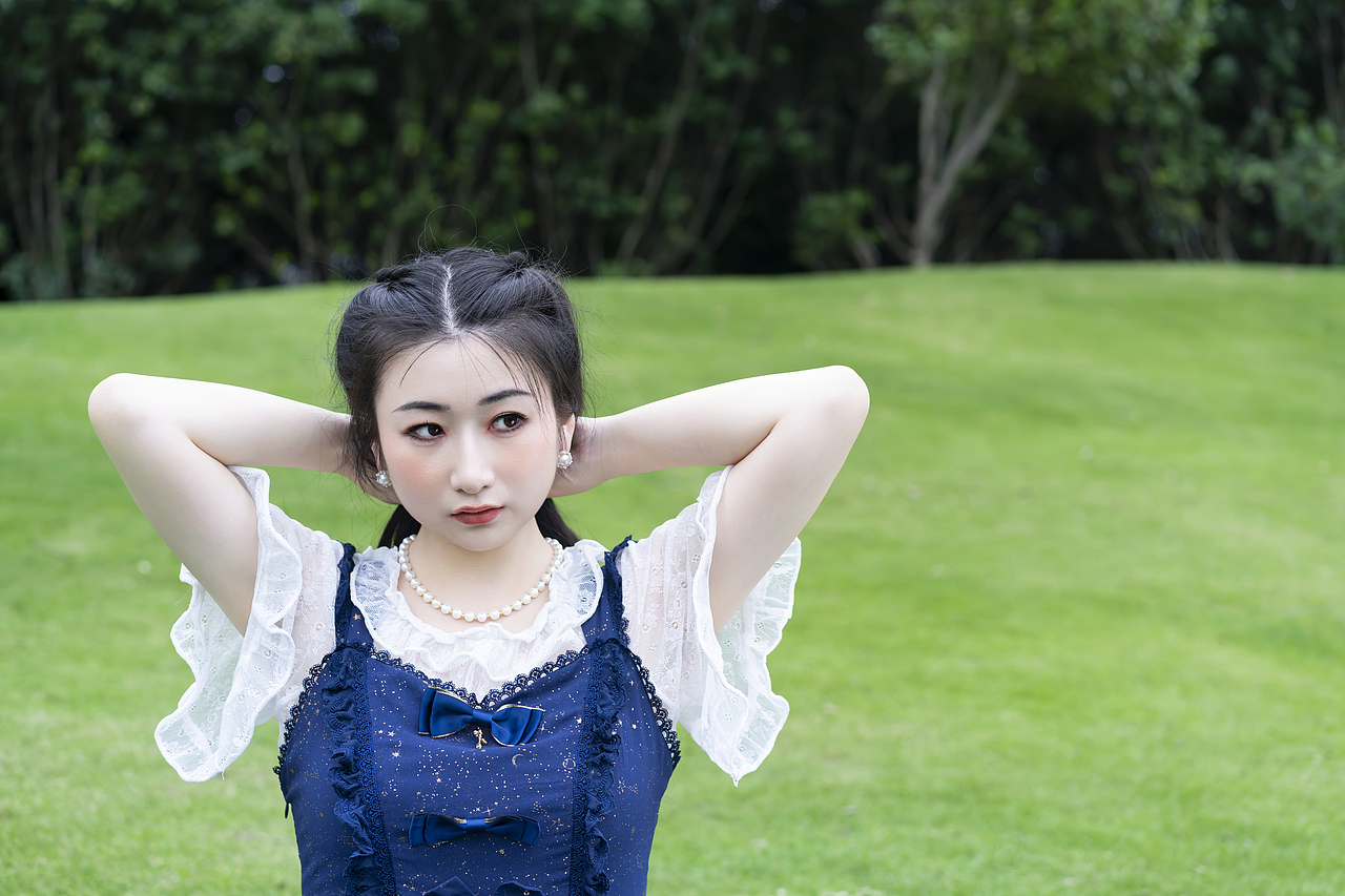 Lolita（图ZMzExMTcxMjg4） - 人像摄影 - 站酷设计师鲤镜原创素材 - 站酷ZCOOL