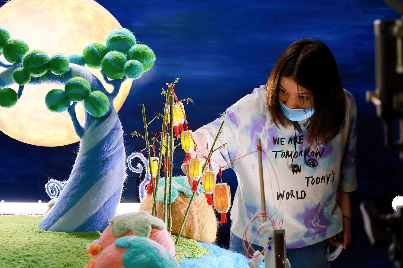 天猫羊毛毡定格动画广告:加入中秋礼盒环保内卷!