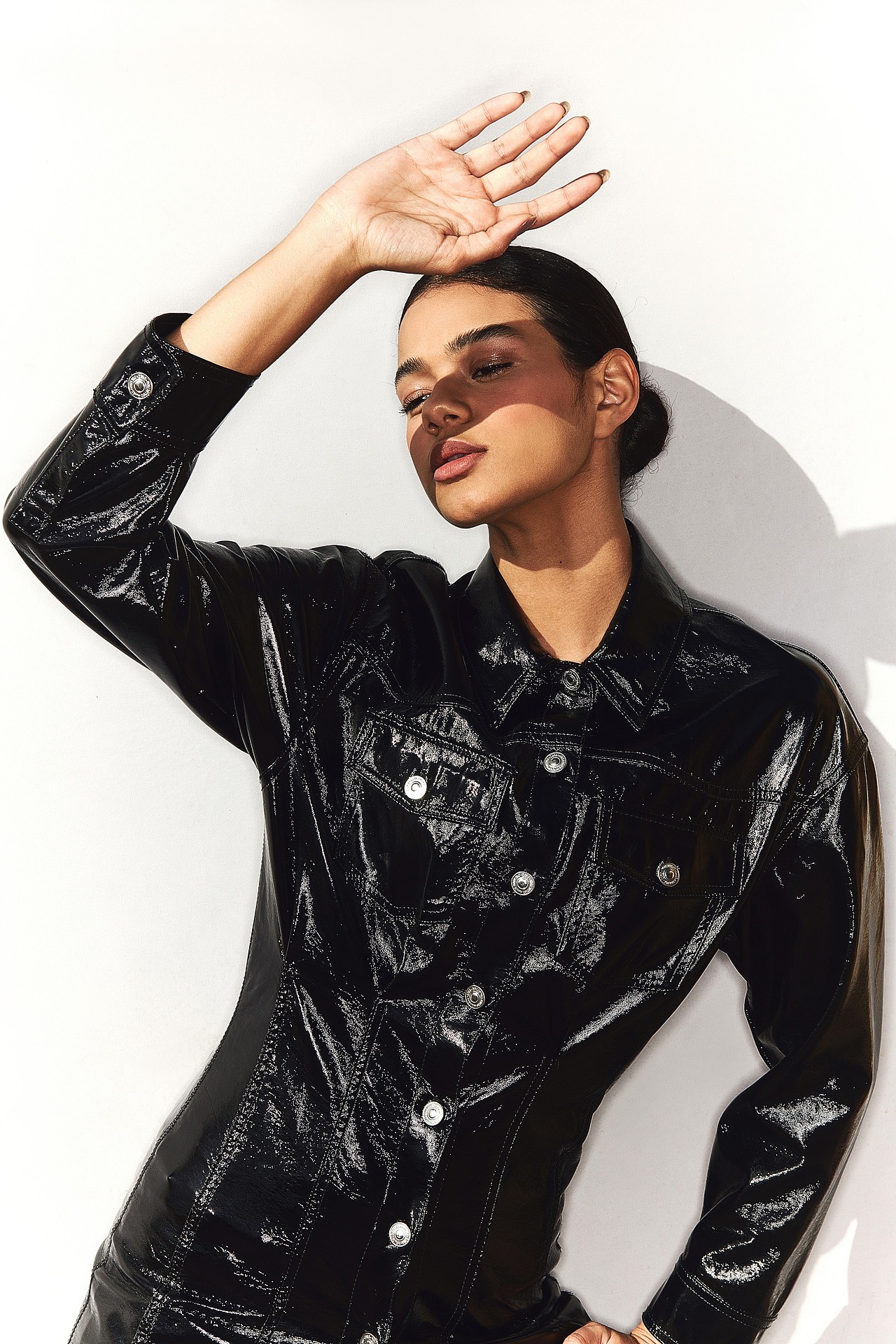 爆炸头黑人模特 高级感时装杂志拍摄外模 质感修身礼服