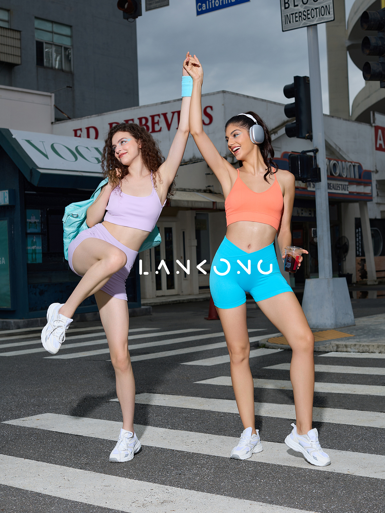 跨境亚马逊多模特外贸独立站运动瑜伽服拍摄