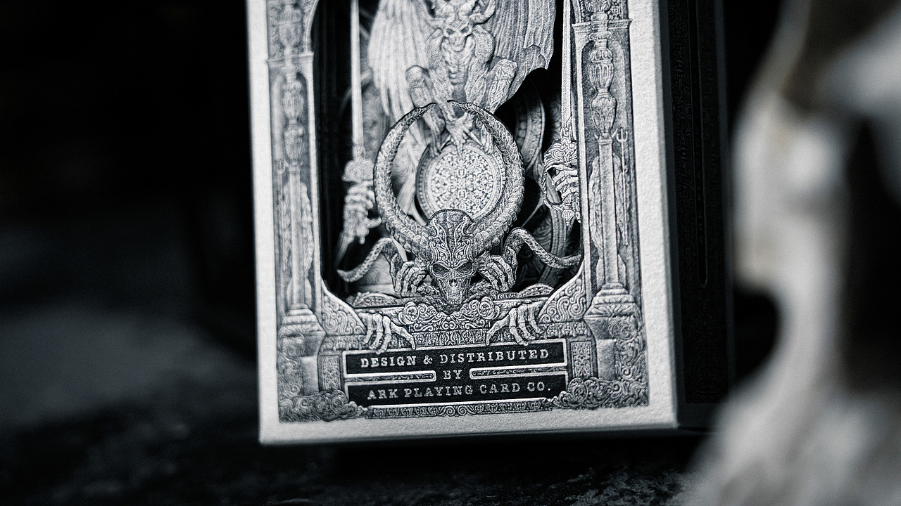 Devildom 收藏纸牌扑克礼盒套装设计-典藏礼盒（图ZMzQyNzEwOTA4） - 包装 - 站酷设计师ARK方舟扑克原创素材 - 站酷ZCOOL