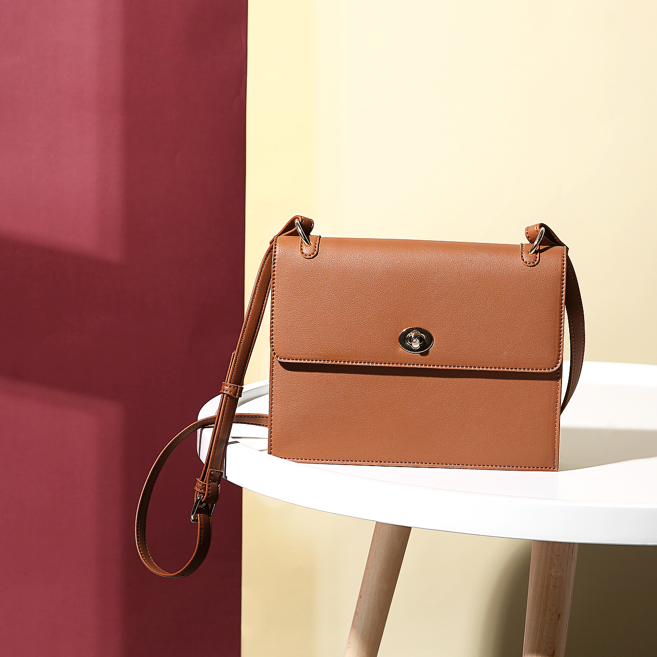 静物平铺创意拍摄-女包