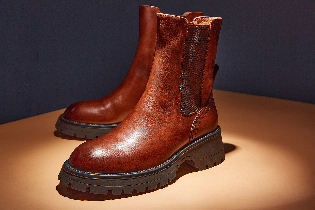 靴子的创意图（图ZMzE2MDI3NDYw） - 产品摄影 - 站酷设计师猪可乐原创素材 - 站酷ZCOOL