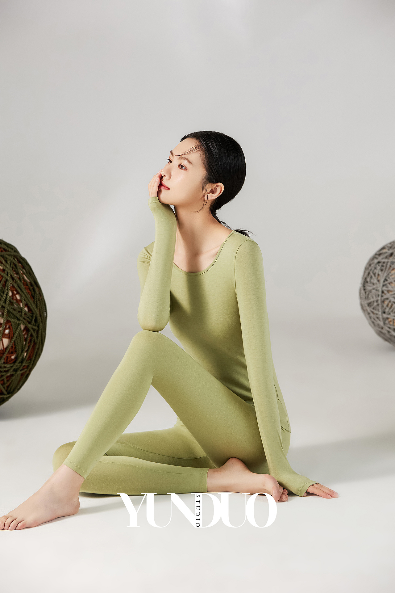 曼朵服饰 保暖内衣 打底衫拍摄（图ZMzIzNTEzNzEy） - 产品摄影 - 站酷设计师陨朵商拍刘大奇原创素材 - 站酷ZCOOL