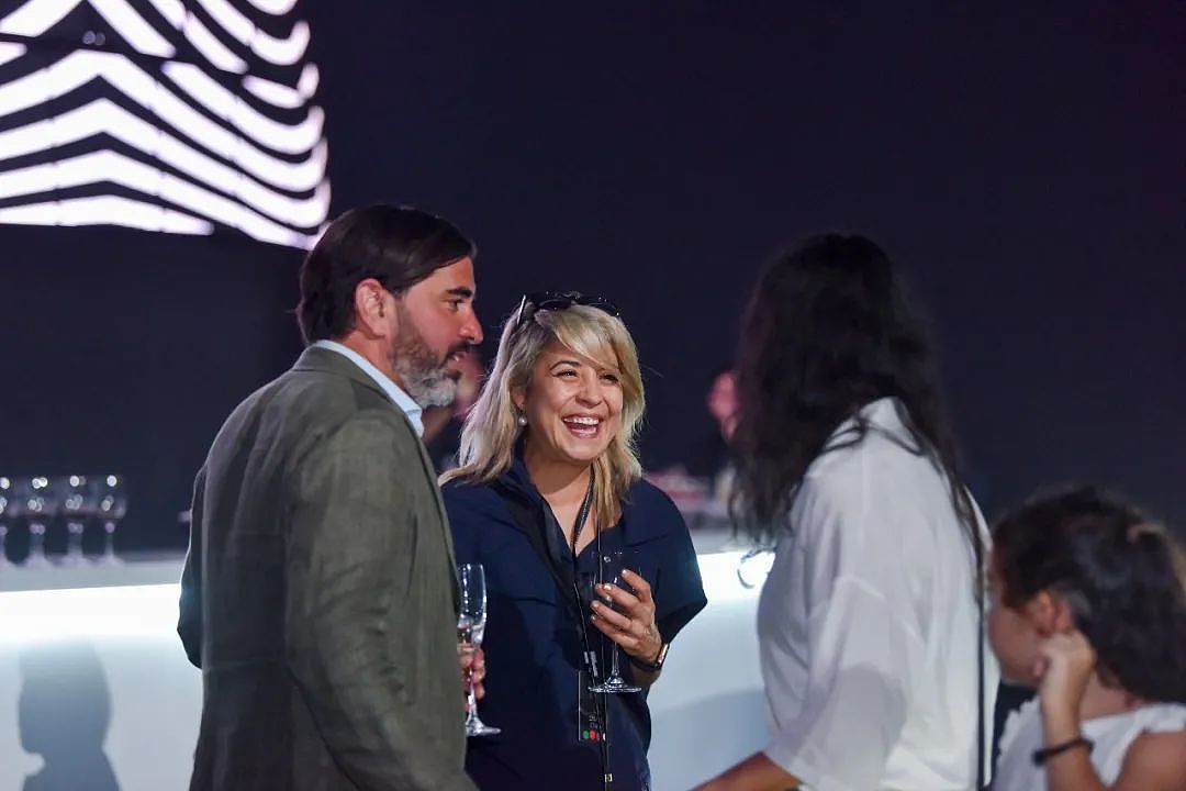 [瞬息奔腾] Digital FUN打造Genesis GV60发布会（图ZMzcwOTA1NTQ0） - 舞台美术 - 站酷设计师DigitalFUN工作室原创素材 - 站酷ZCOOL