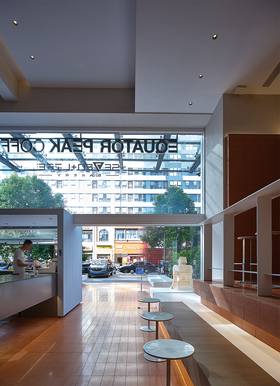 社交的媒介-EQUATOR PEAK COFFEE