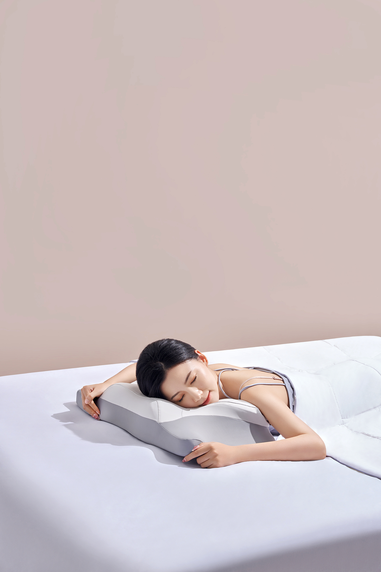 产品摄影 | 睡眠枕 | 思莱宜X10studio(图ZMzU0Mjk0NzU2) - 产品摄影 - 站酷设计师10STUDIO原创素材 - 站酷ZCOOL