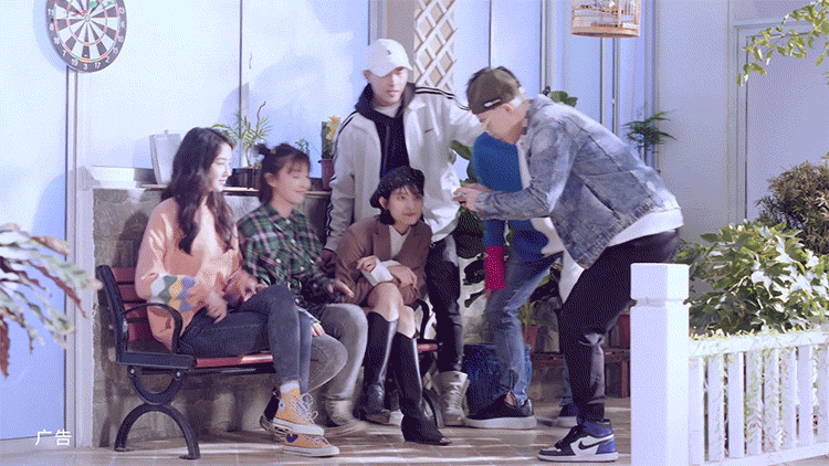 VIVO S5创意广告-超大广角篇 3C品牌TVC广告片策划