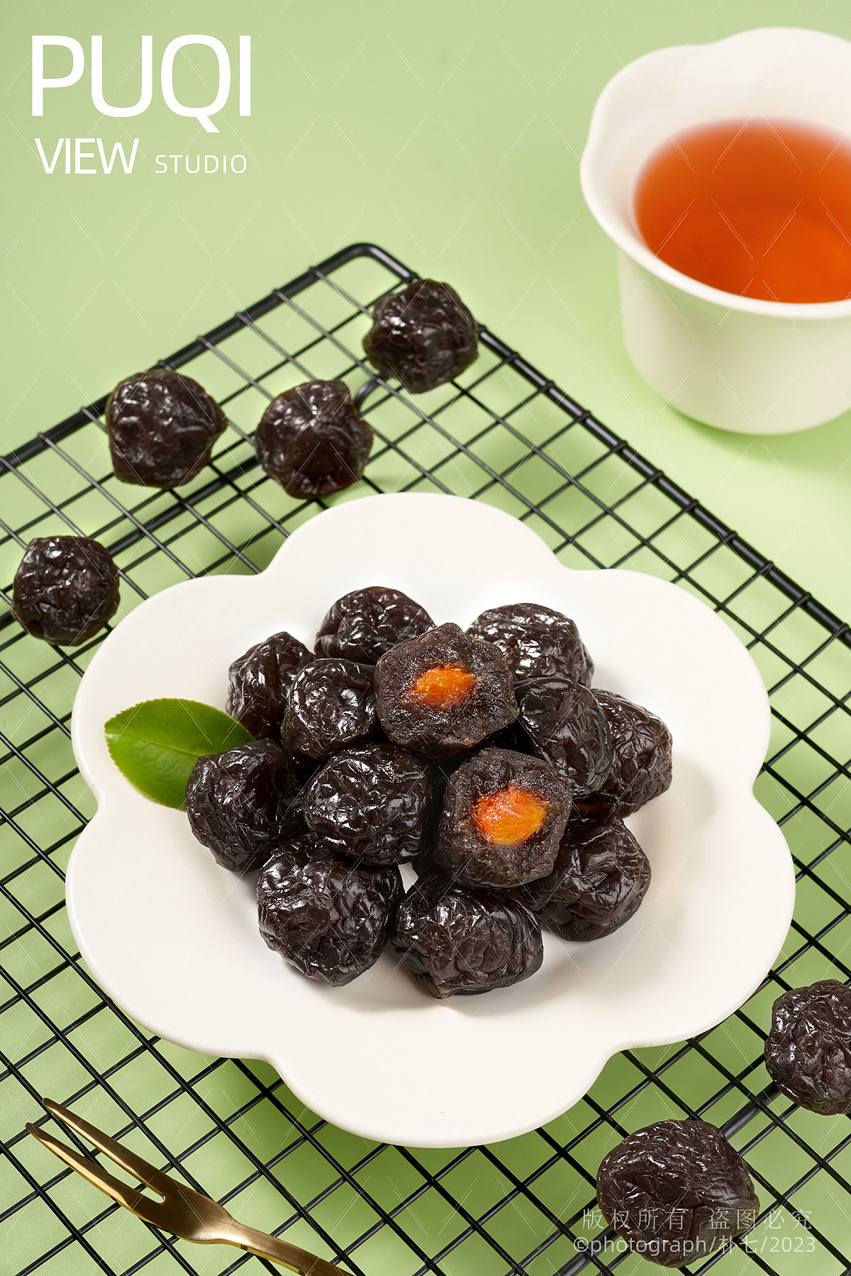 酸甜大烏梅??哈哈淘｜零食果干攝影（圖ZMzU0NTQxMTY0） - 美食攝影 - 站酷設計師樸七原創(chuàng)素材 - 站酷ZCOOL