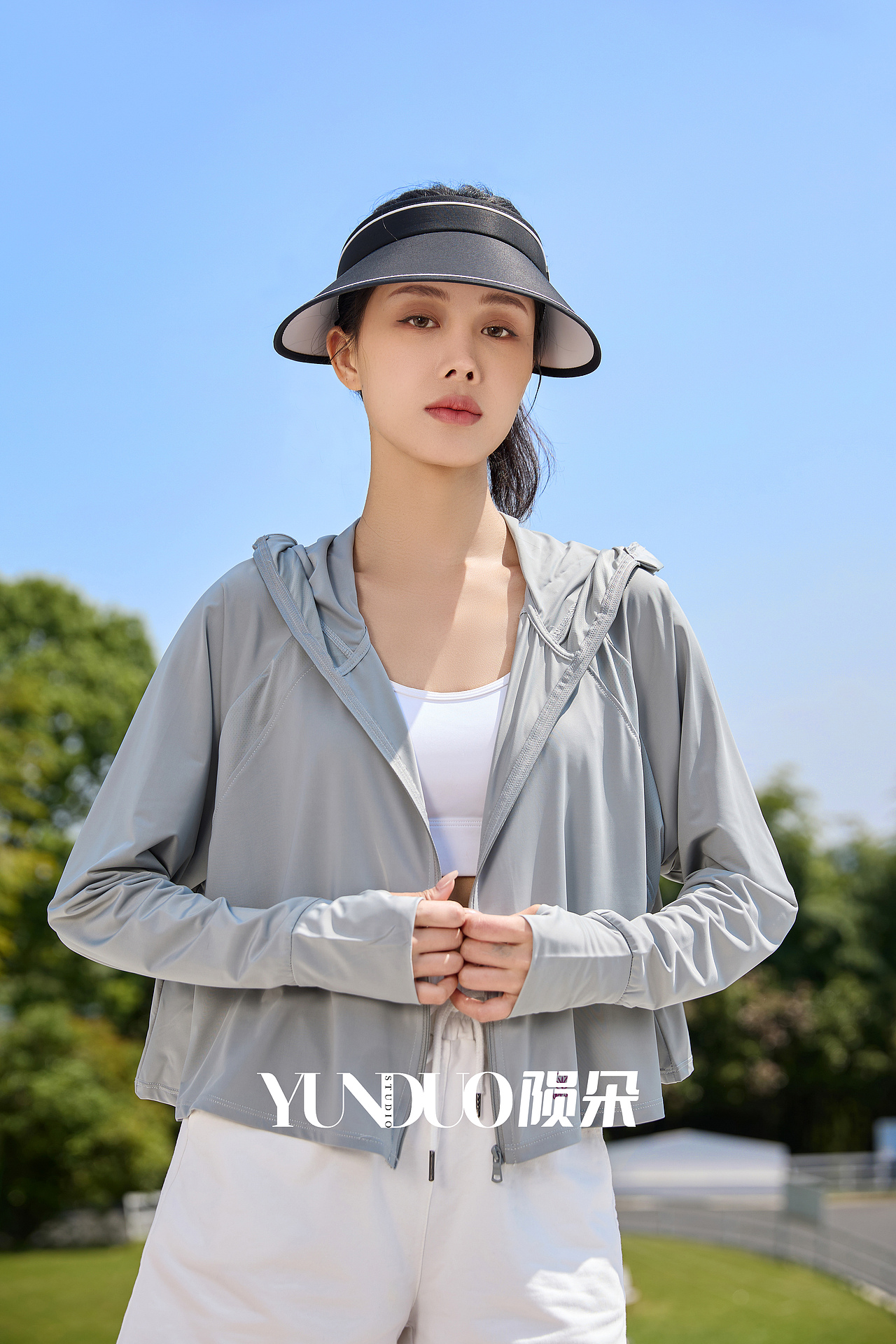 防嗮口罩 防晒冰袖 防晒衣 防晒帽 焦下风格防嗮（图ZMzU0NzkyMDUy） - 产品摄影 - 站酷设计师陨朵商拍刘大奇原创素材 - 站酷ZCOOL