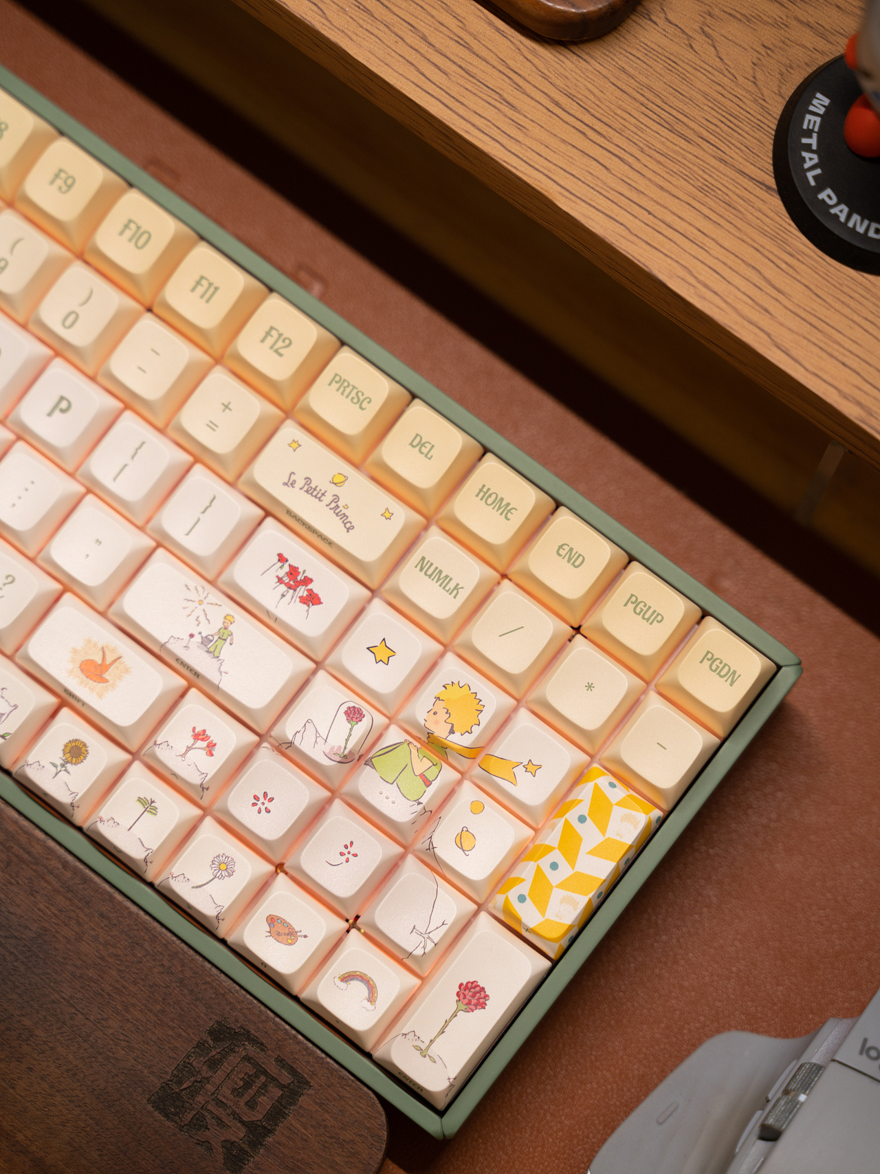 随手拍:iQunix X 小王子 F97联名定制机械键盘