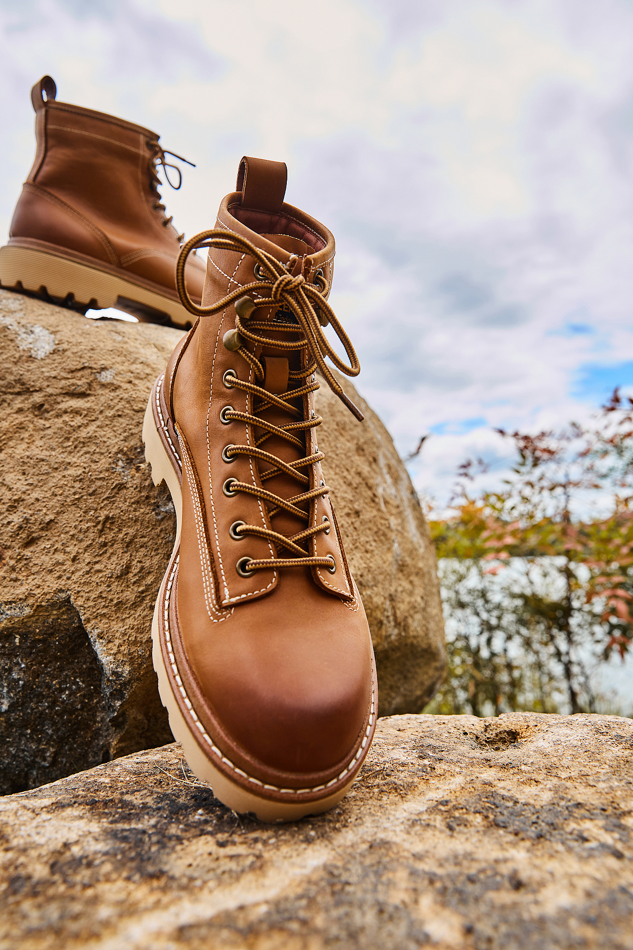 靴子的创意图（图ZMzE2MDI3NTM2） - 产品摄影 - 站酷设计师猪可乐原创素材 - 站酷ZCOOL