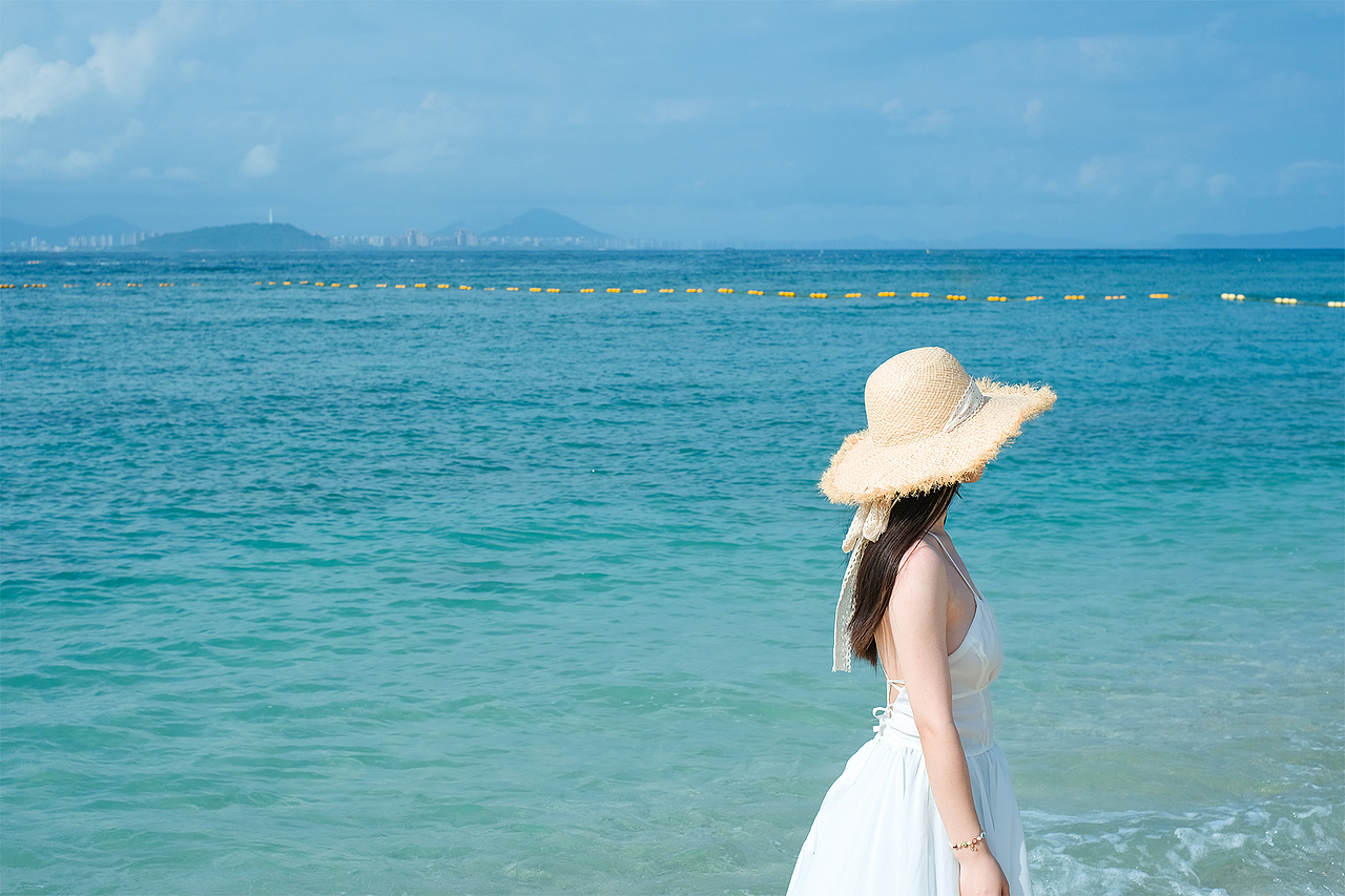 背影（圖ZMzA3NzIwOTg0） - 人像攝影 - 站酷設(shè)計師東月還沒喝過喜茶原創(chuàng)素材 - 站酷ZCOOL