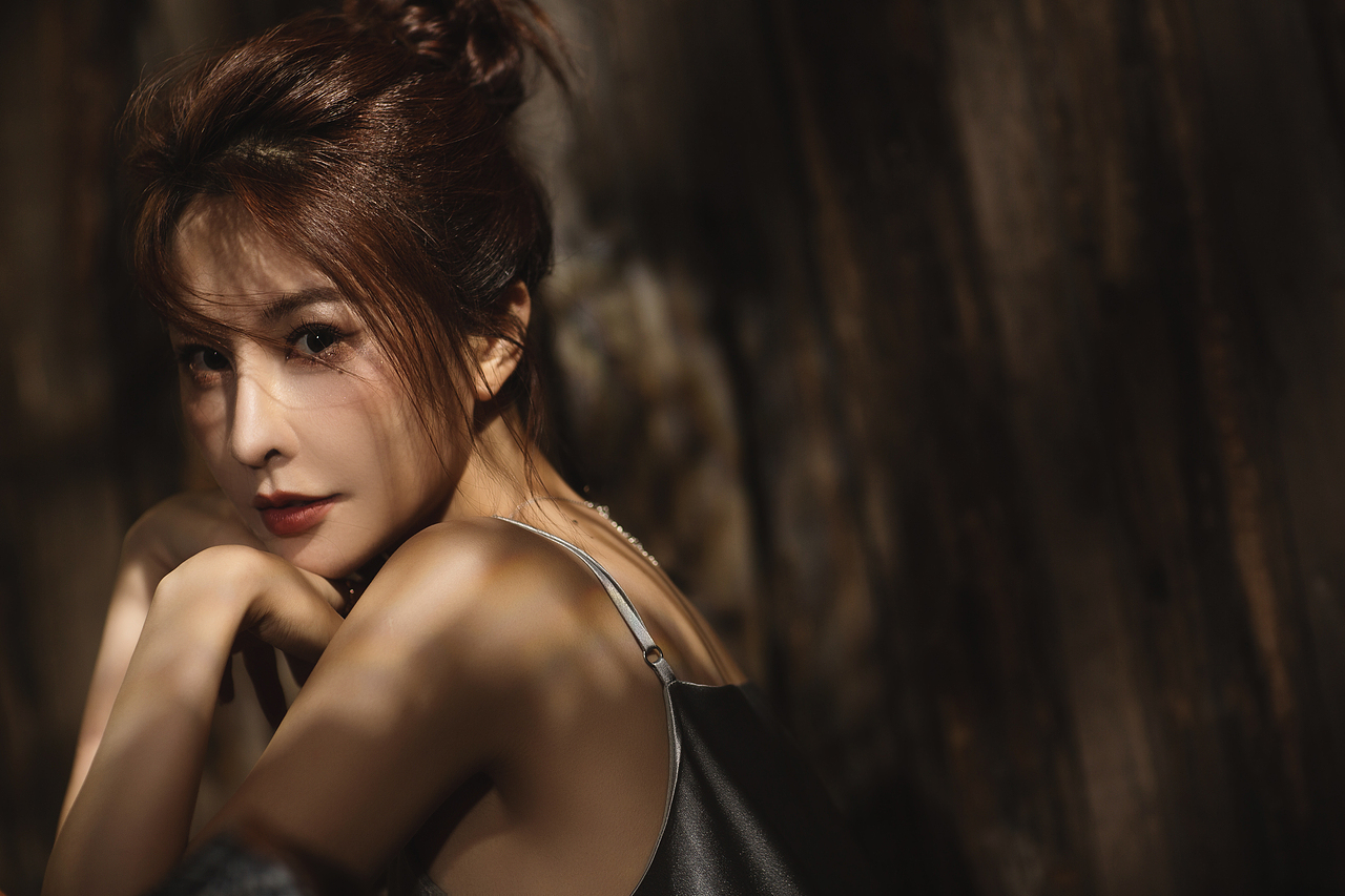 经典又高级的光影肖像照🖤流动的情绪✨